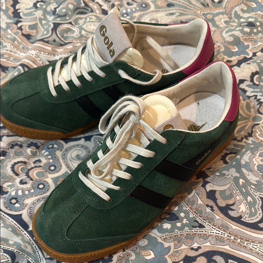 Gola Men's Green Suede Trainer with Pink Heel